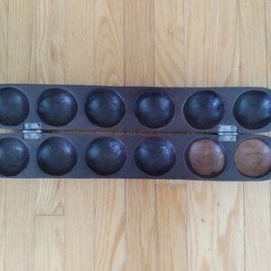 Vintage Antic Handmade Wooden Eggs Holder